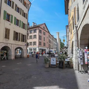 https://nid-douillet-annecy.hotels-rhonealpes.com