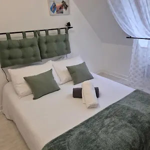 https://chez-ninie-29410.inbrittany.com